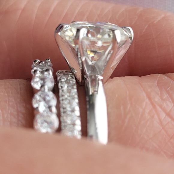 Engagement Ring Set - Picture 4 of 5